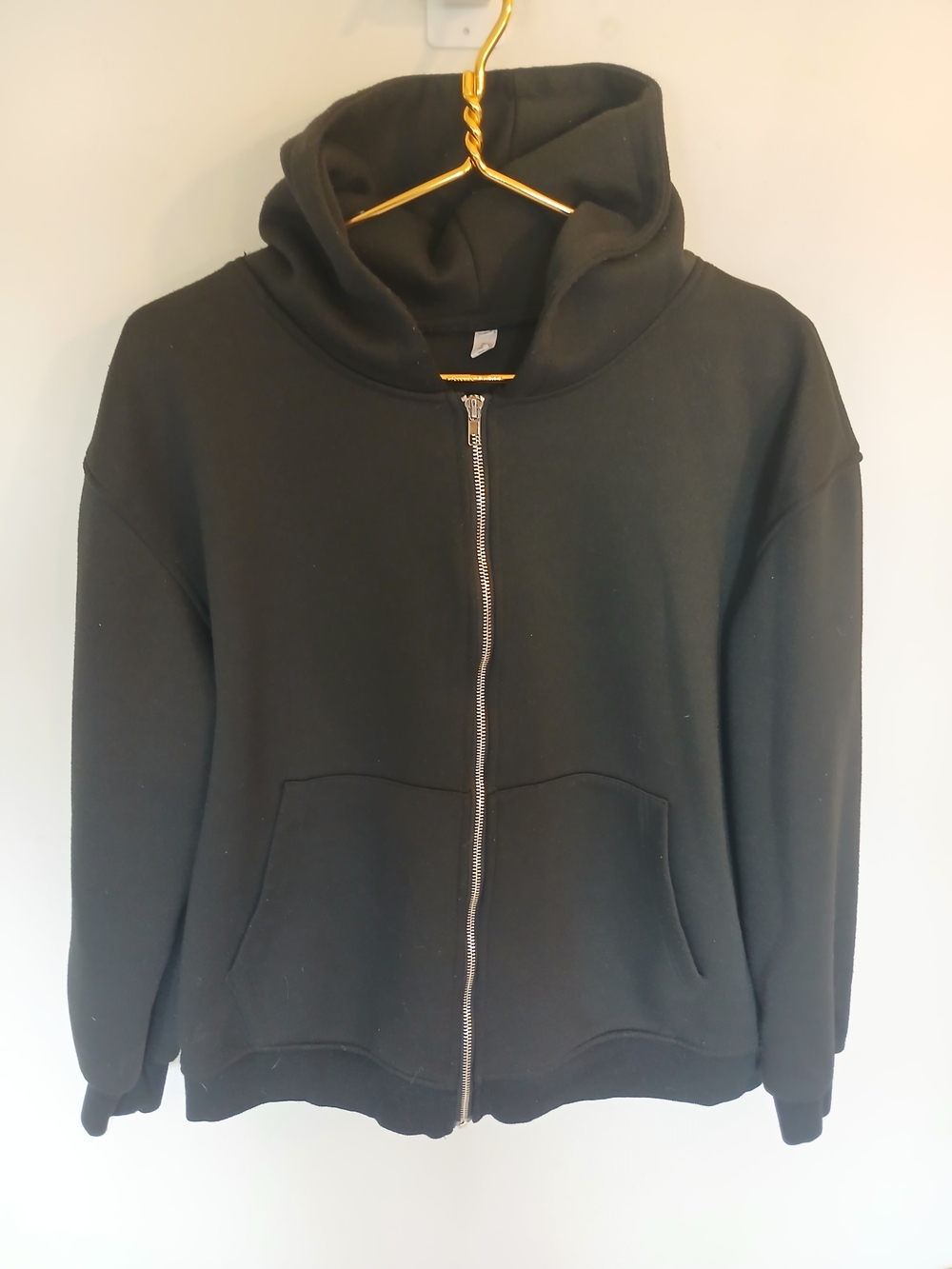 Black Hooded Jacket with Integrated Backpack Pocket - Picture 7 of 9
